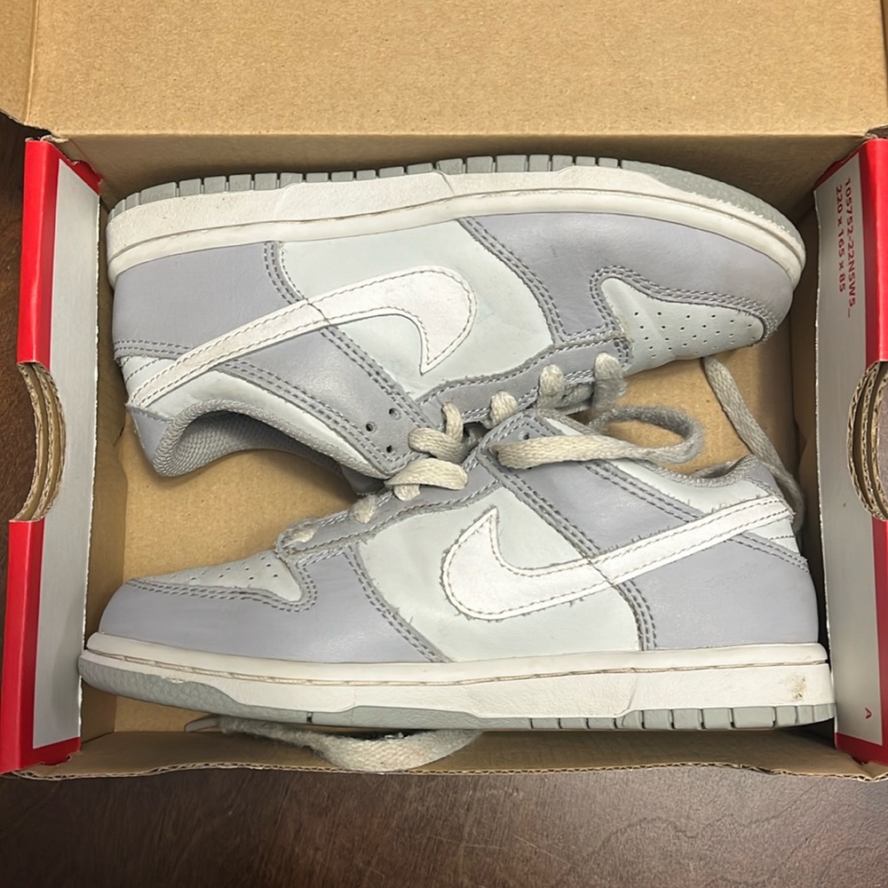 Kid’s Nike Dunks - Pure platinum & wolf grey